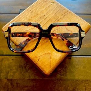 CAZAL 607 Tortoise. New. Clear factory lenses.